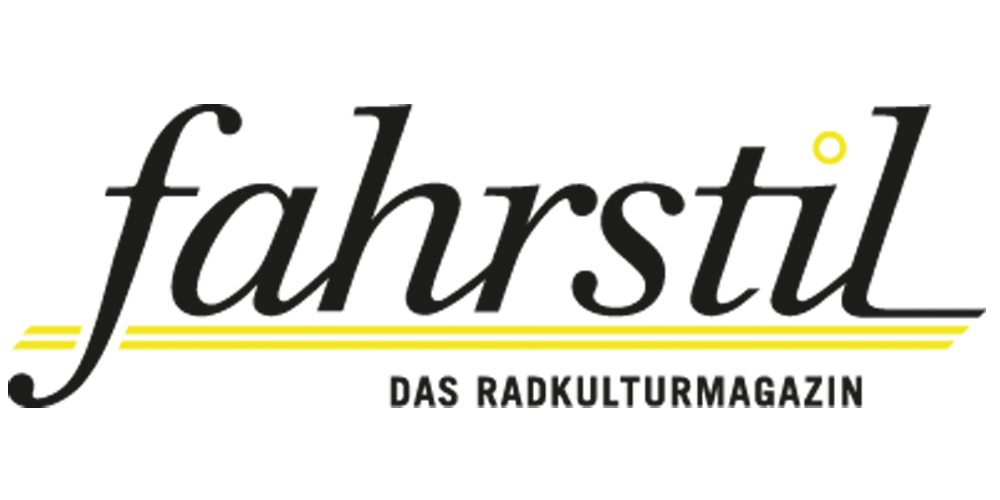 fahrstil_Schriftzug mit Claim (002)